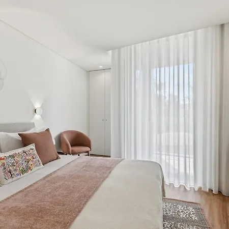 아파트 Palette | 1br With Balconies, Ac & Parking *
