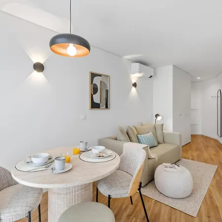 Palette | 1br With Balconies, Ac & Parking Porto