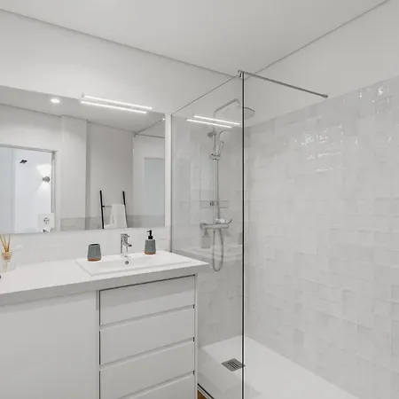 Palette | 1br With Balconies, Ac & Parking Porto